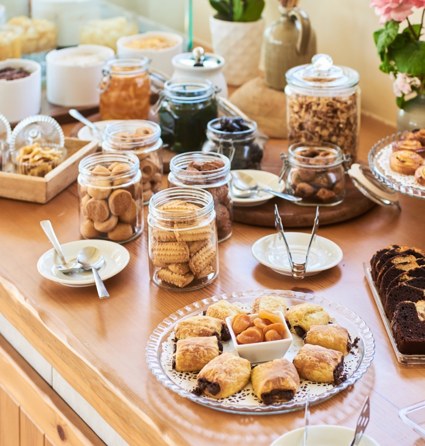 Breakfast at Anemos Cocktail Bar Restaurant