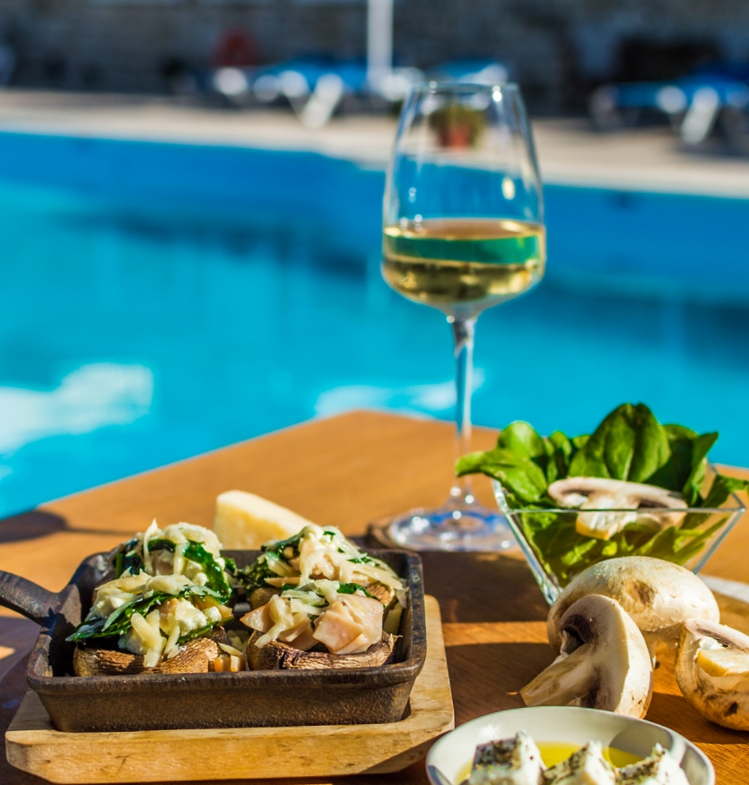 Cocktail at the PoolBar