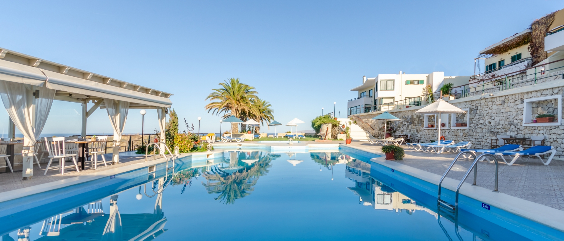 The pool view of Pela Mare Hotel